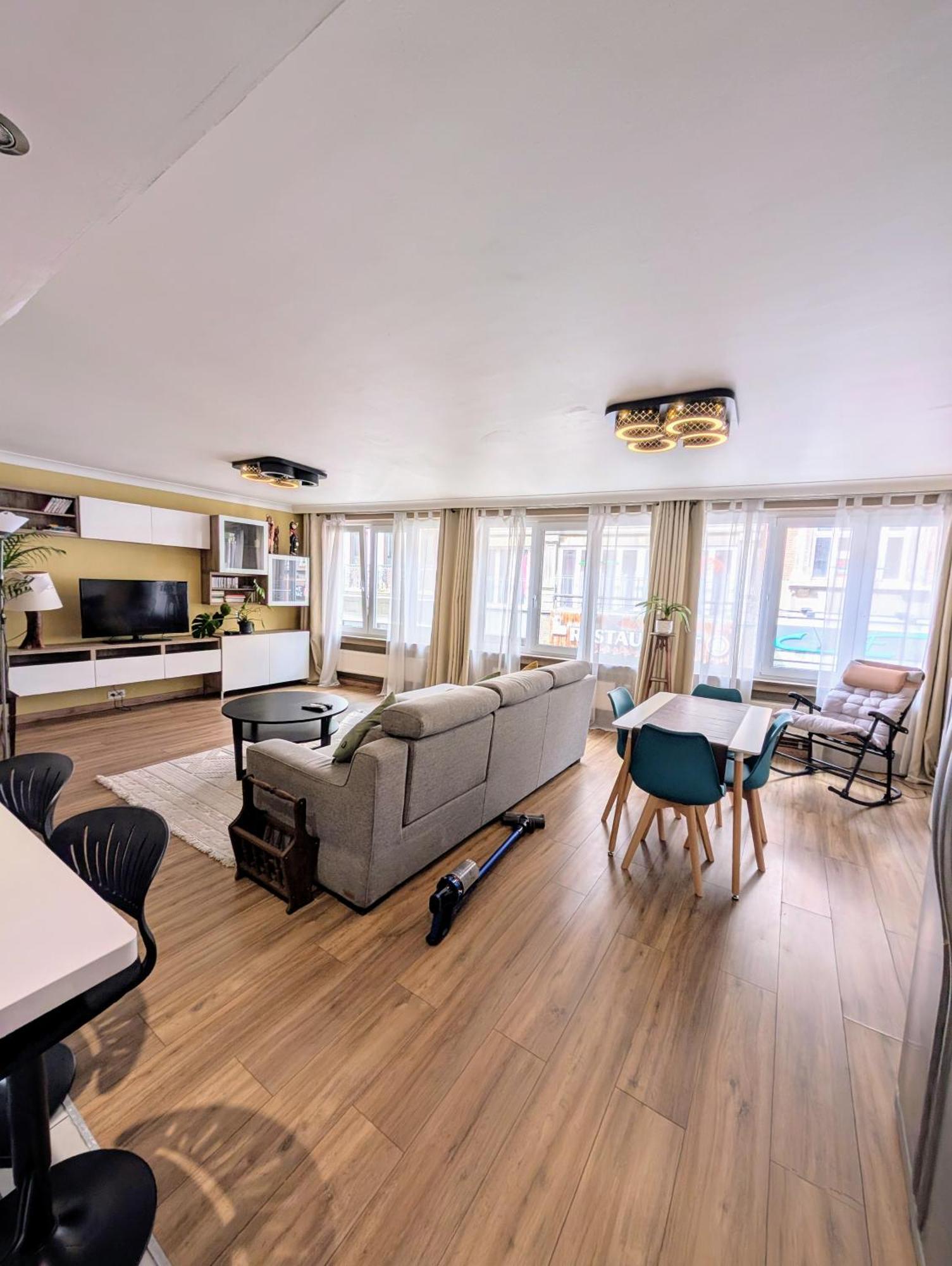 Superbe Appartement Dans Le Centre De Mons - Arivee Autonome Экстерьер фото
